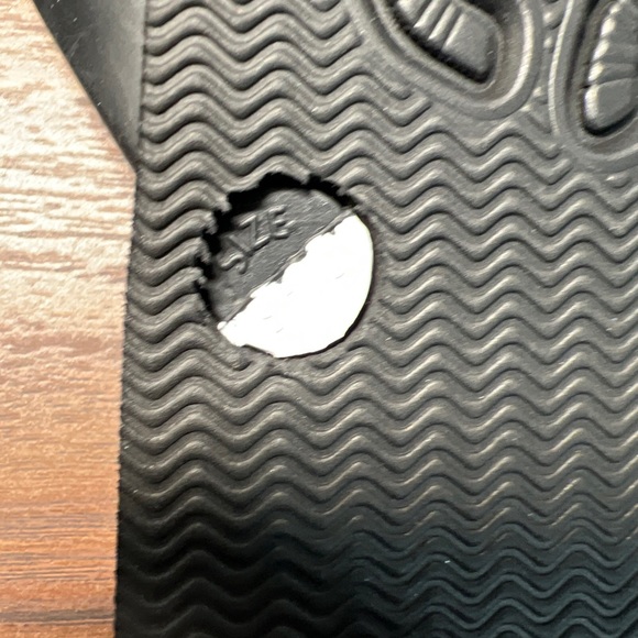 Polo Ralph Lauren Black/White Men's Bolt Flip Flops - Picture 11 of 13